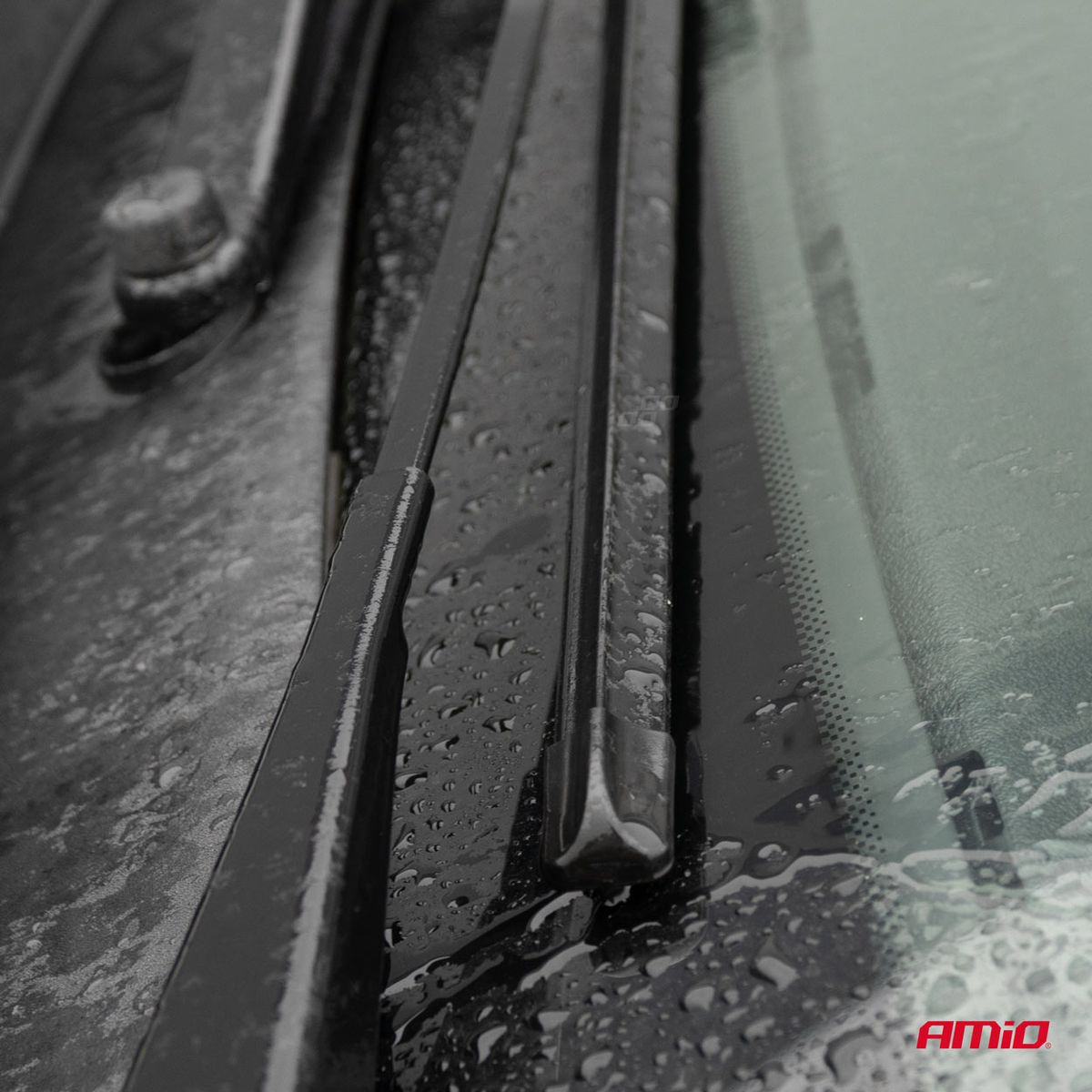 BALAI ESSUIE-GLACE SOUPLE X 2 MULTICONNECT 22" (550MM) AVEC 12 ADAPTATEURS AMIO