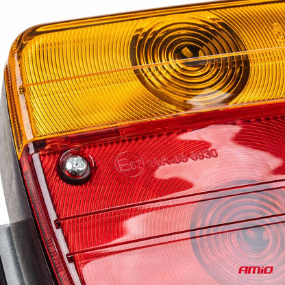 FEUX ARRIERE MAGNETIQUES AVEC TRIANGLE PRISE 7 BROCHES AMIO