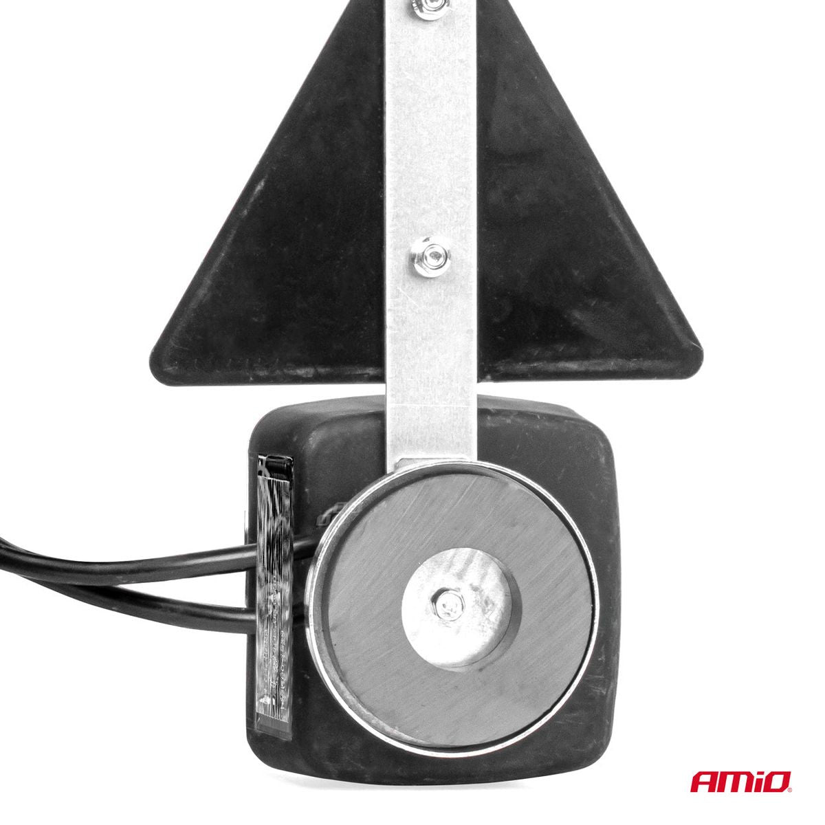 FEUX ARRIERE MAGNETIQUES AVEC TRIANGLE PRISE 7 BROCHES AMIO