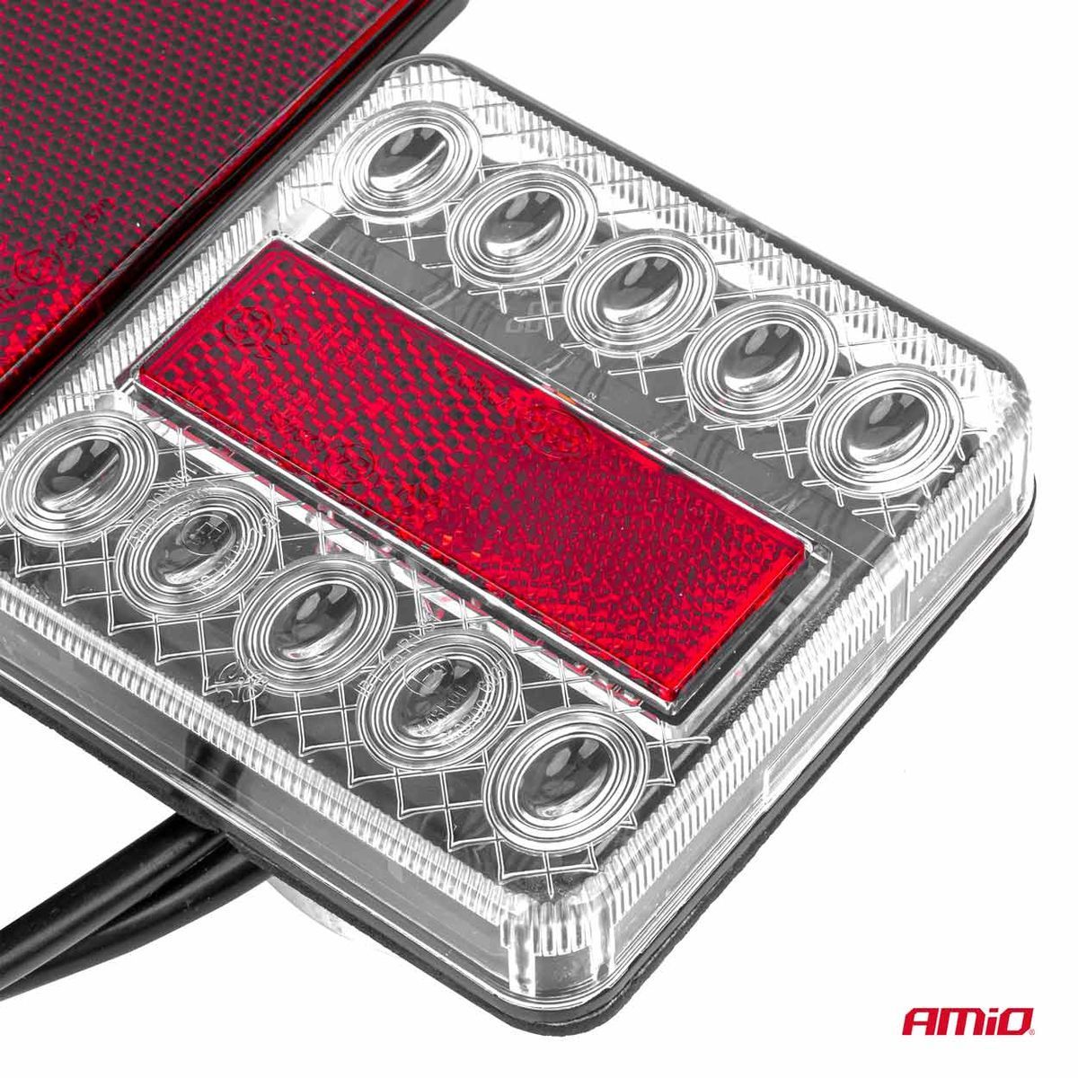 FEUX ARRIERE MAGNETIQUES A LED AVEC TRIANGLE PRISE 7 BROCHES AMIO