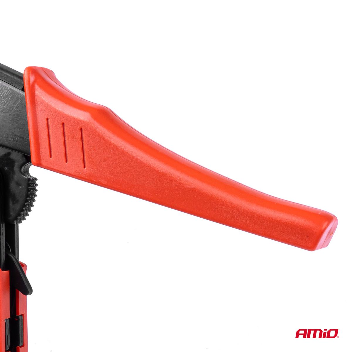 PINCE A SERTIR POUR COSSES PRE-ISOLEES (0,5 A 6MM²) AMIO