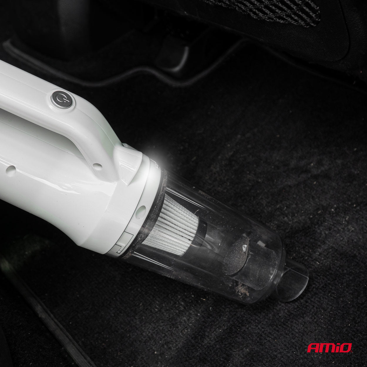 ASPIRATEUR DE VOITURE 12V 60W AVEC EMBOUTS AMIO