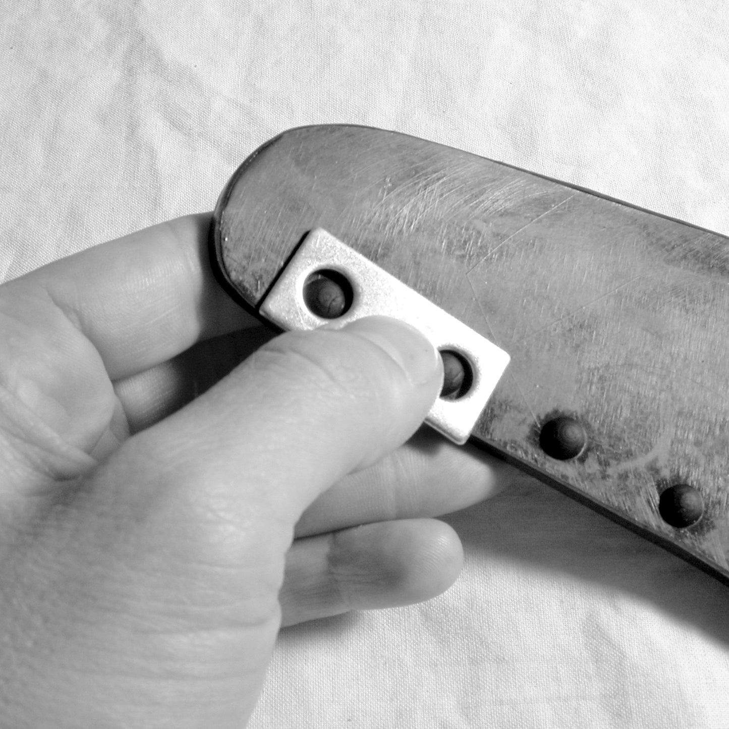 JEU DE BAVETTES CAOUTCHOUC NOIR 32X17CM