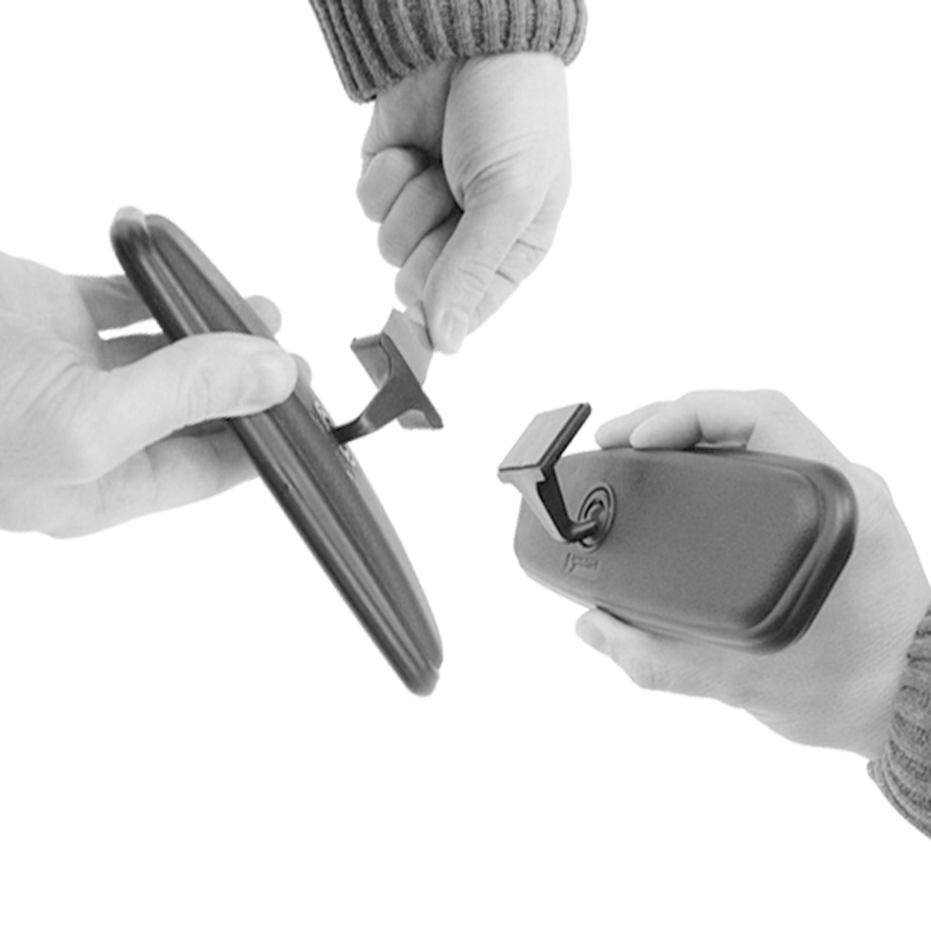 BANDE ADHESIVE POUR RETROVISEUR INTERIEUR 2PCS