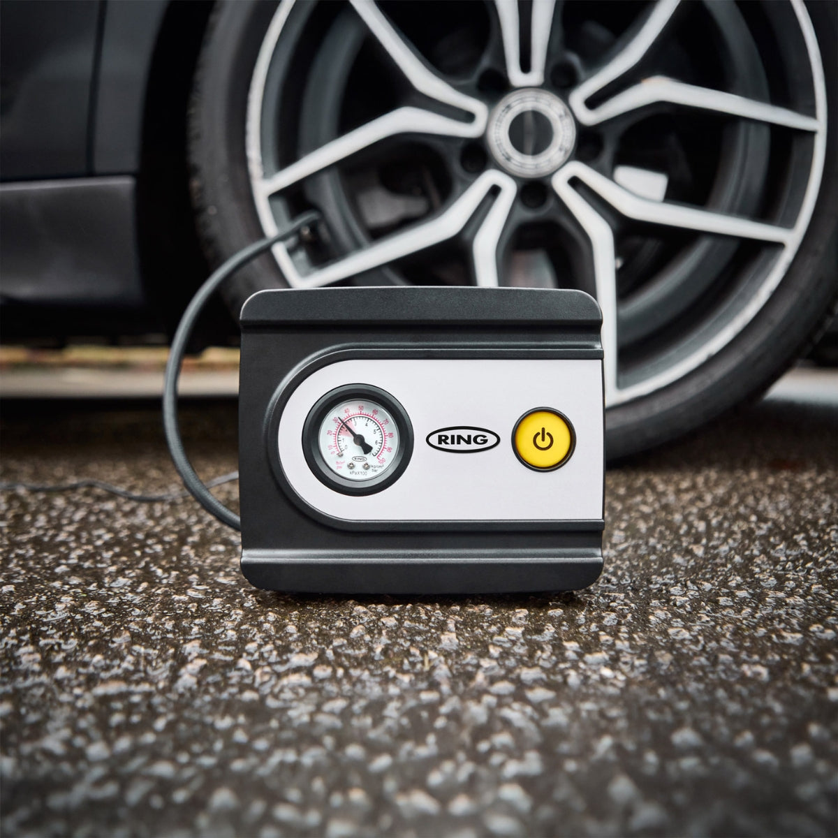 COMPRESSEUR D'AIR ANALOGIQUE 12V RING