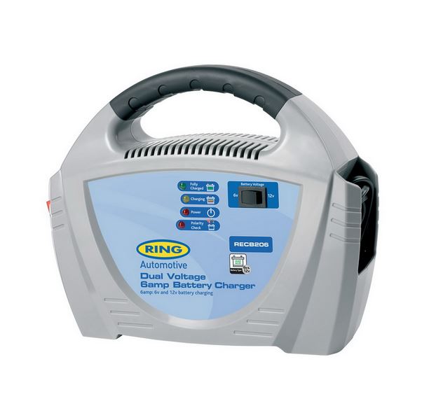 CHARGEUR DE BATTERIE 6A 6/12V (JUSQU'A 1 600CM³) RING